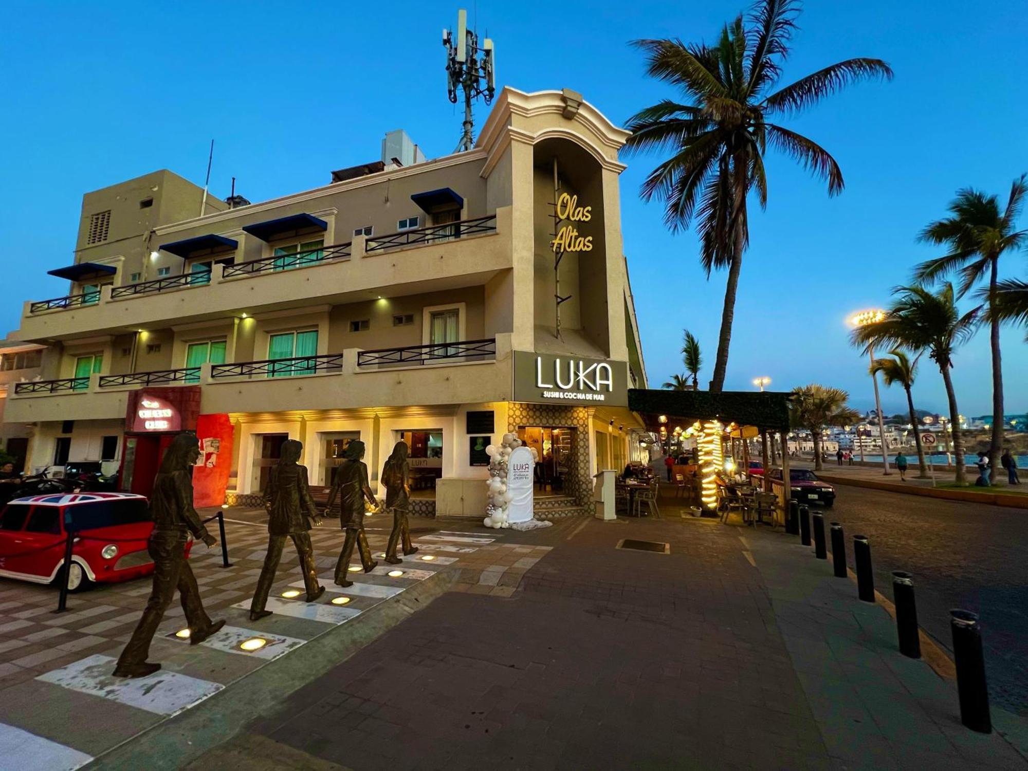 Hotel La Siesta Malecon Масатлан Екстериор снимка