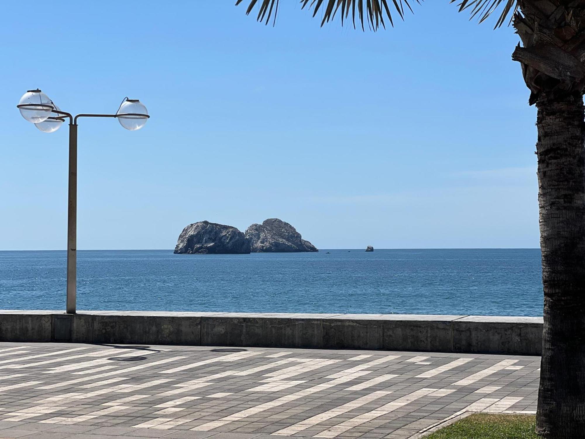 Hotel La Siesta Malecon Масатлан Екстериор снимка