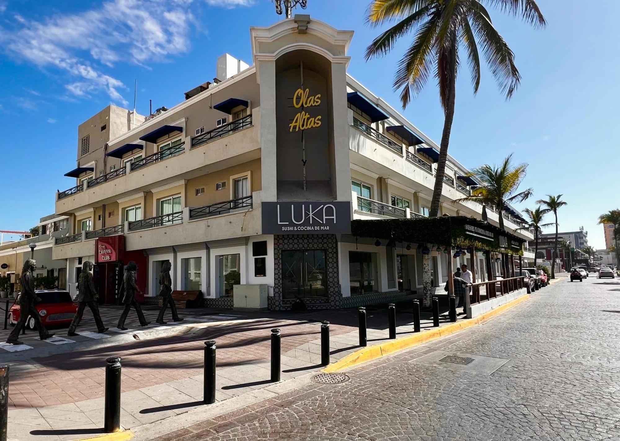 Hotel La Siesta Malecon Масатлан Екстериор снимка